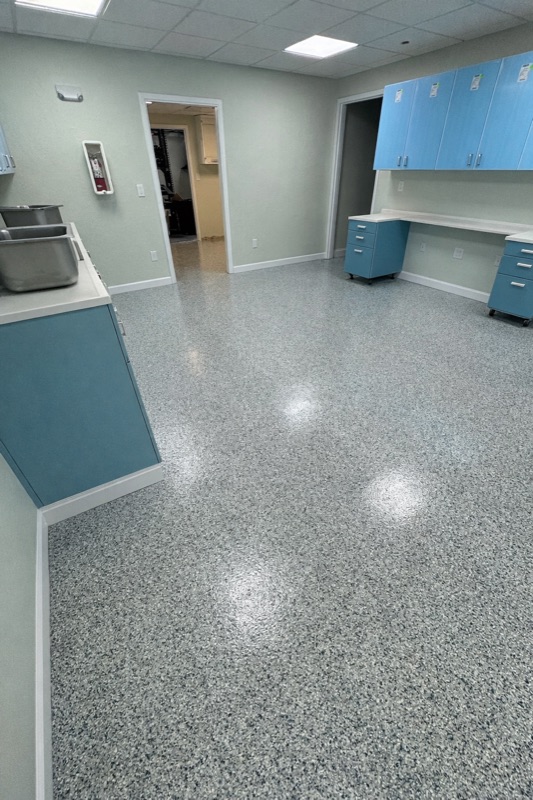 Fort Myers commercial epoxy flooring - kitchen flake