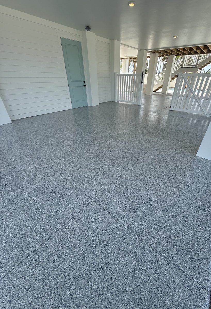 Decorative flake on covered porch